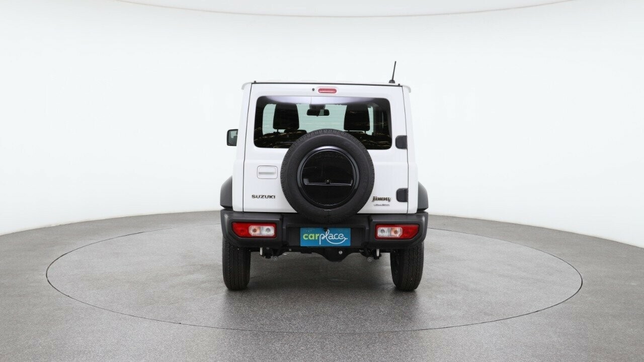 Suzuki Jimny image 2