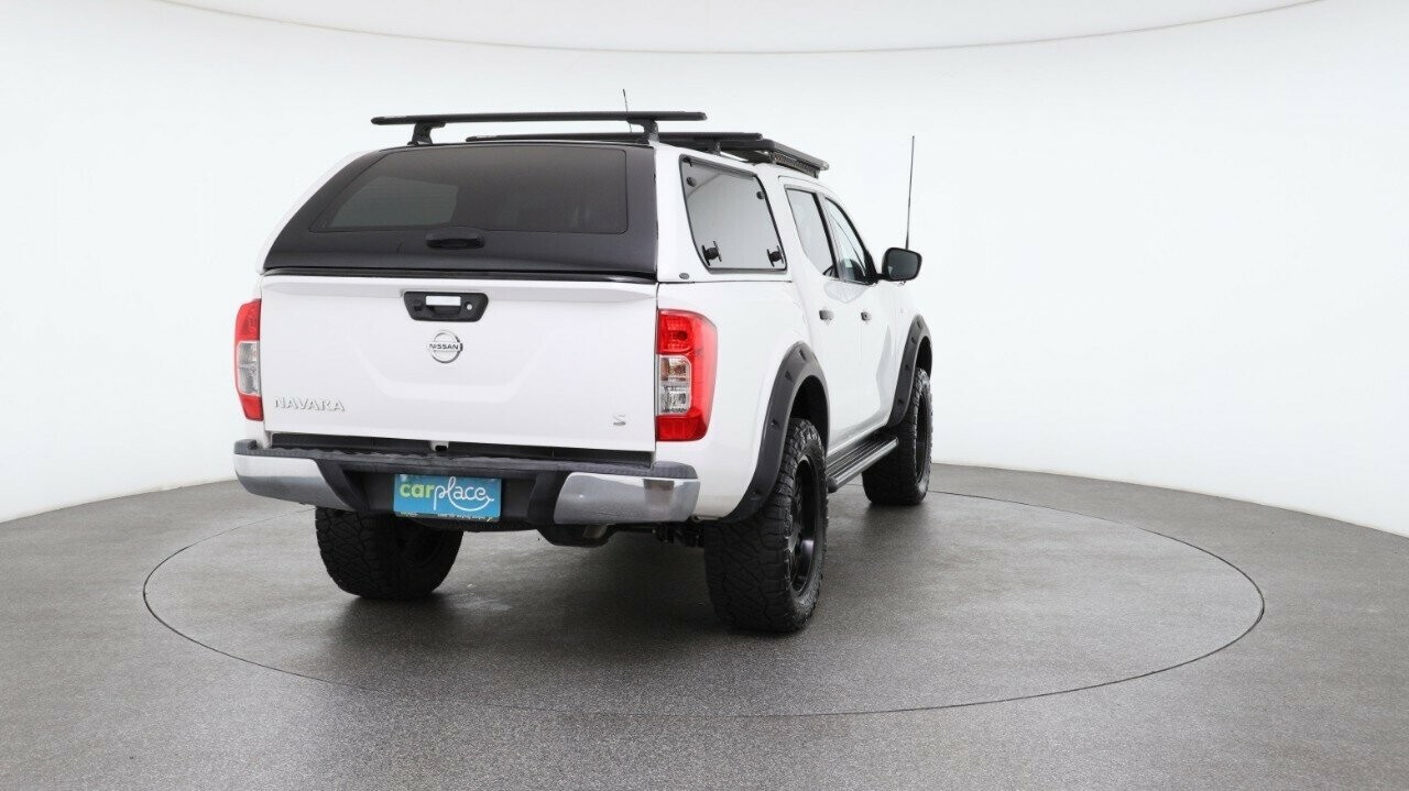 Nissan Navara image 3