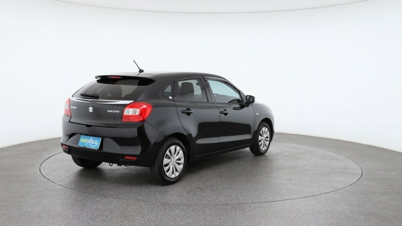 Suzuki Baleno image 4