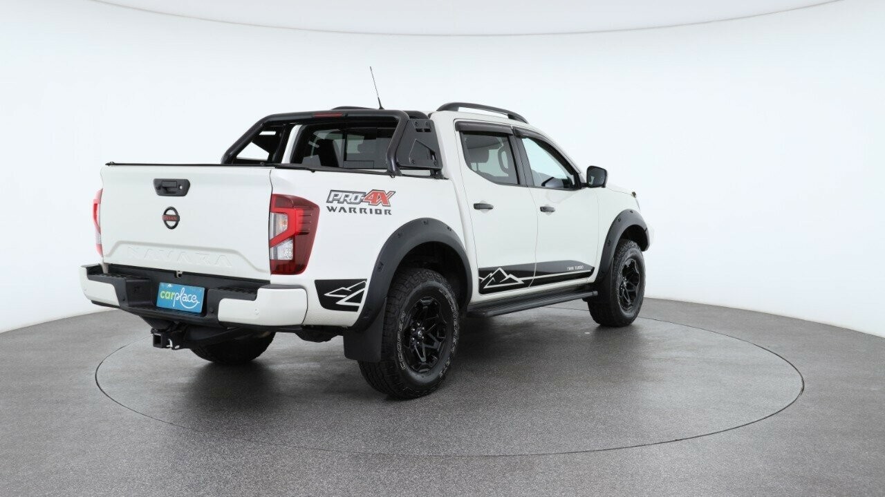 Nissan Navara image 4