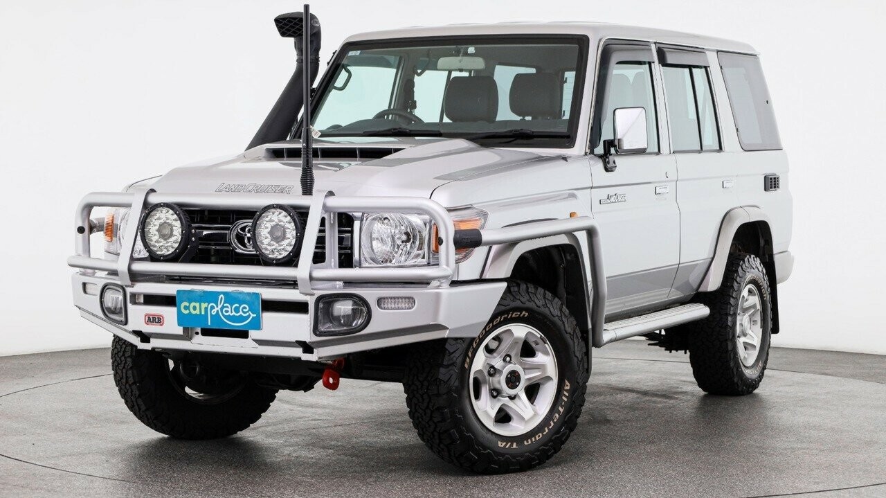 Toyota Landcruiser image 1