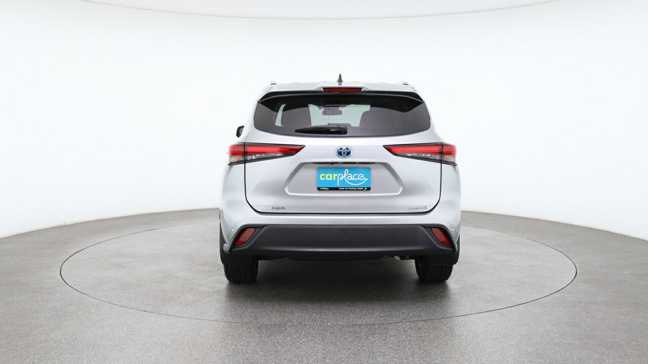 Toyota Kluger image 2