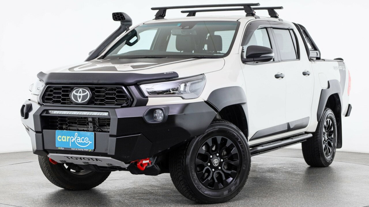 Toyota Hilux image 1