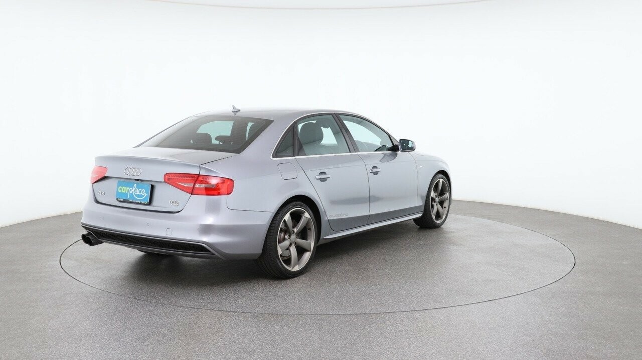 Audi A4 image 4