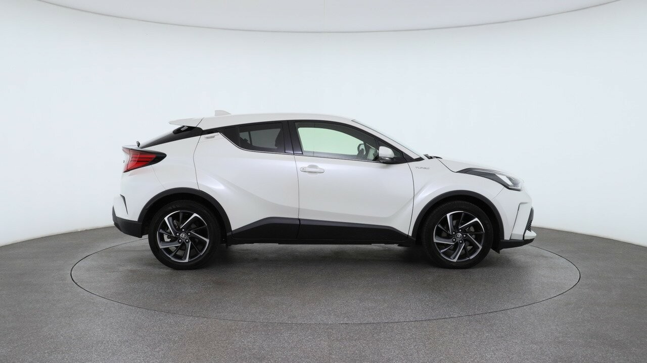 Toyota C-hr image 3