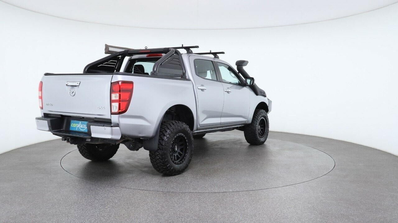 Mazda Bt-50 image 4
