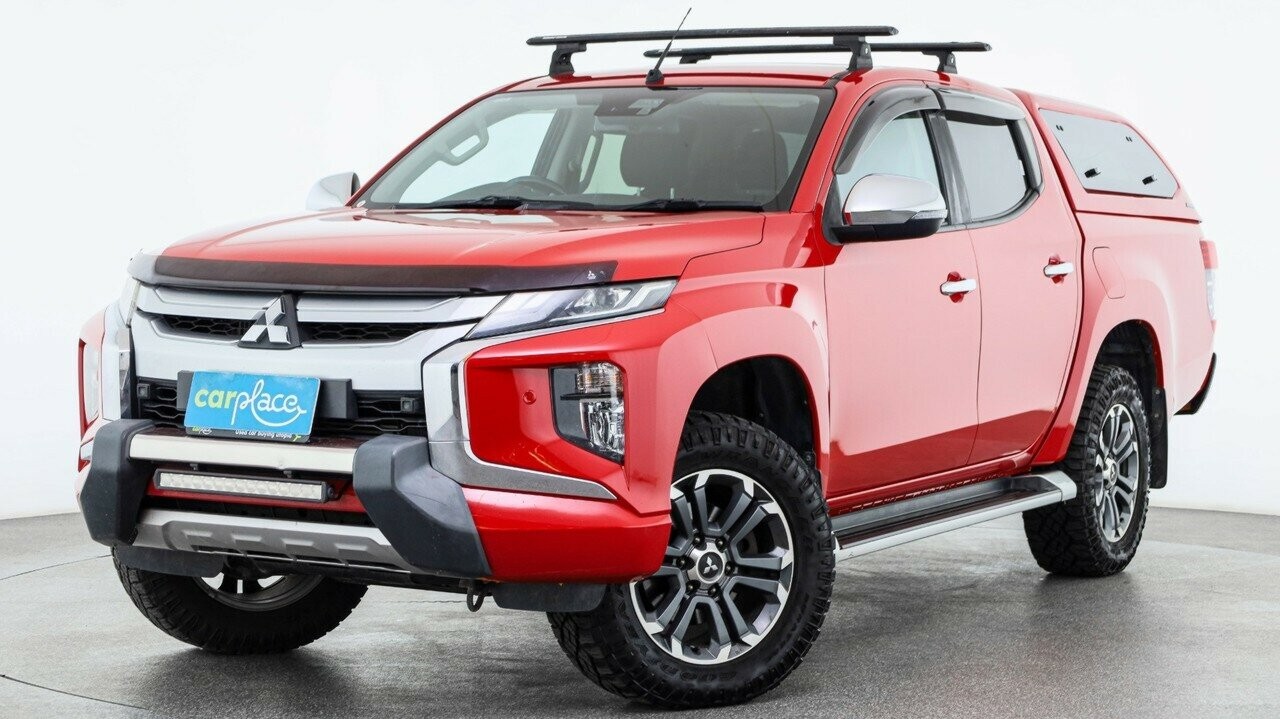 Mitsubishi Triton image 1
