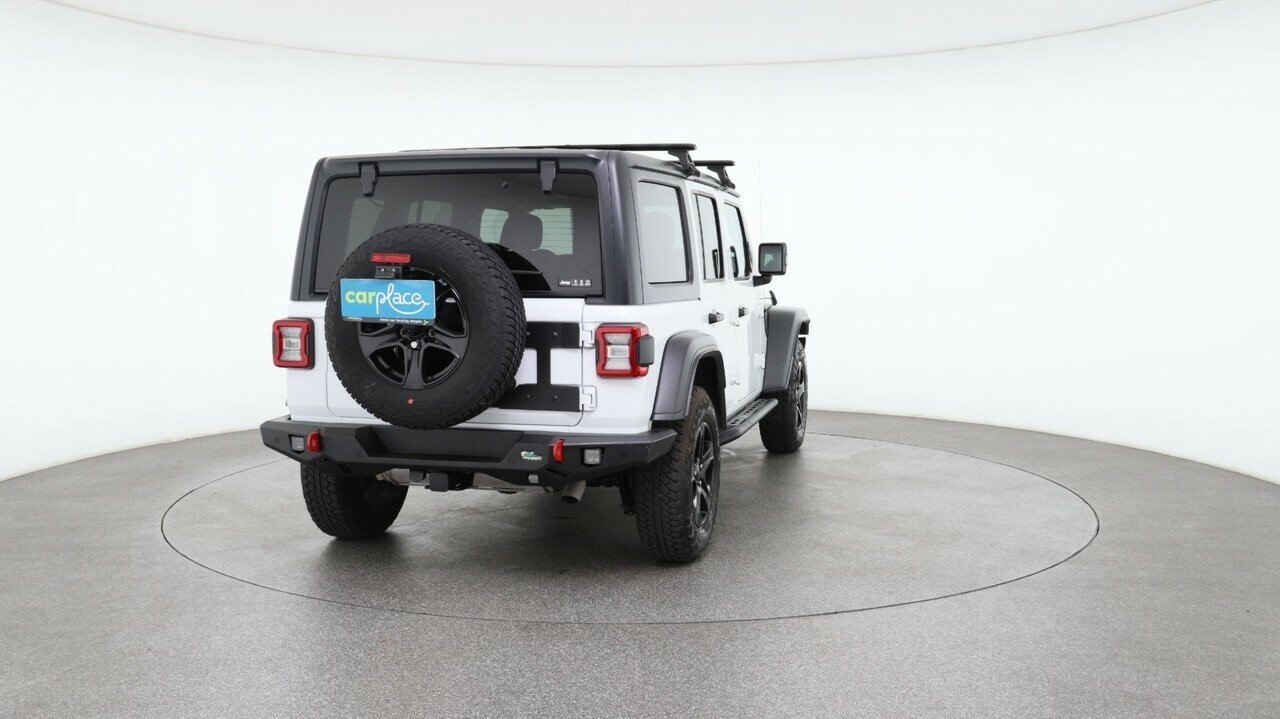 Jeep Wrangler image 3