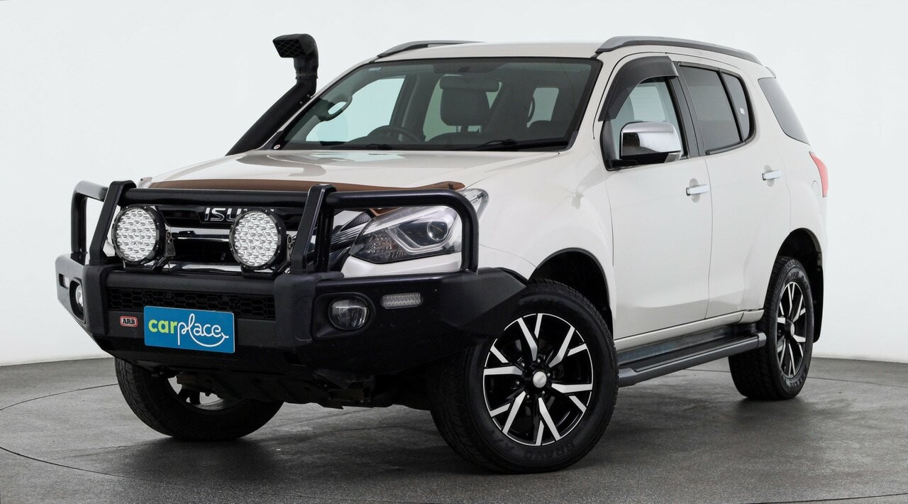 Isuzu Mu-x image 1