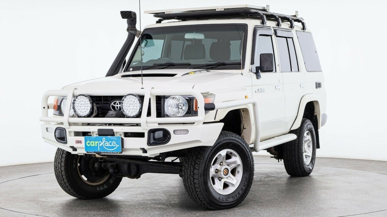 Toyota Landcruiser image 1