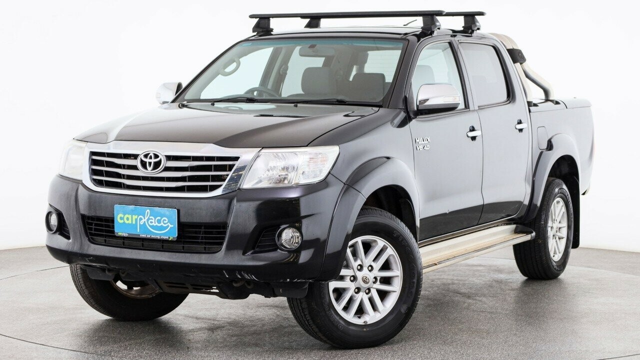 Toyota Hilux image 1