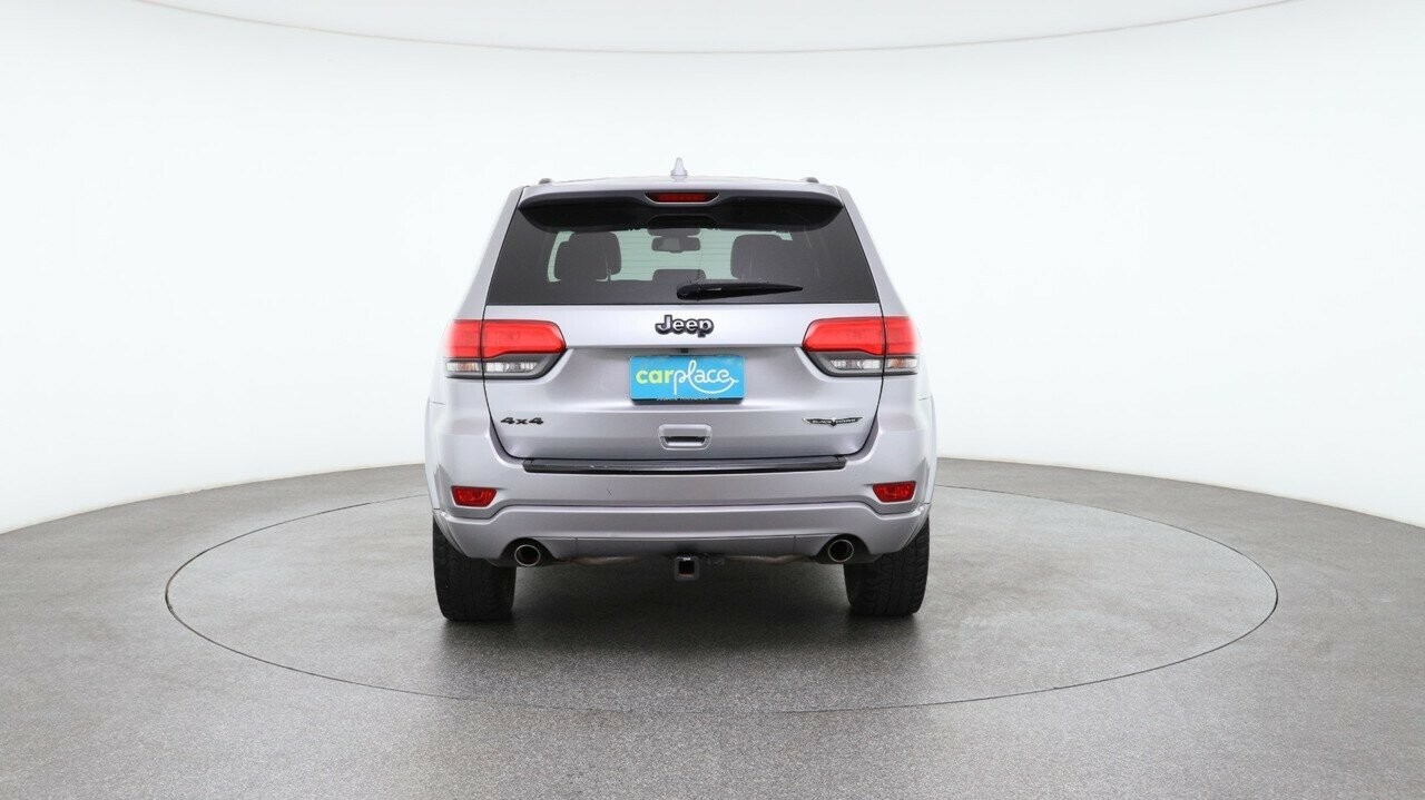 Jeep Grand Cherokee image 2