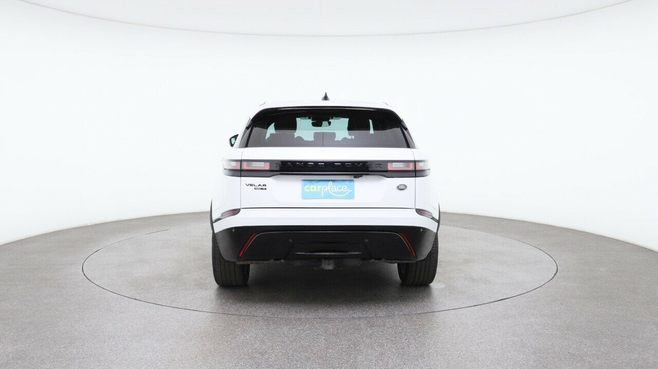 Land Rover Range Rover Velar image 2
