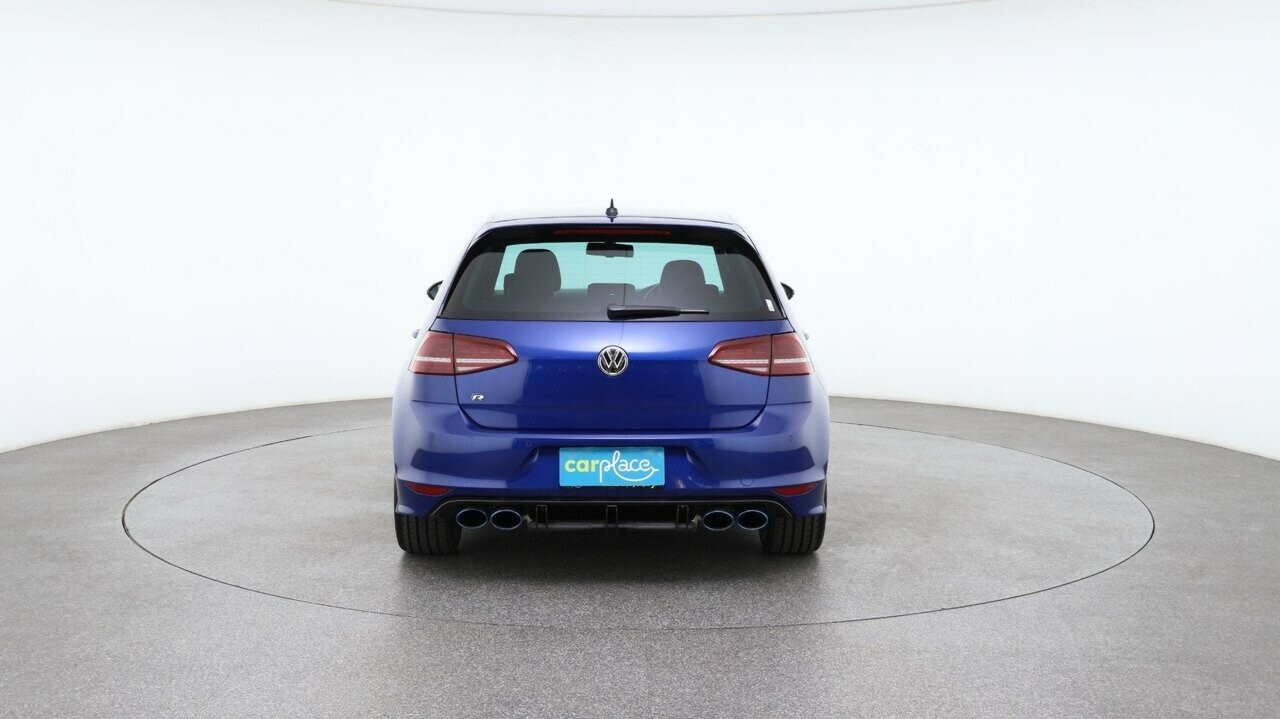 Volkswagen Golf image 2