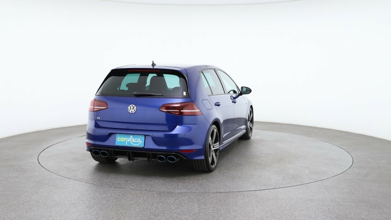 Volkswagen Golf image 3