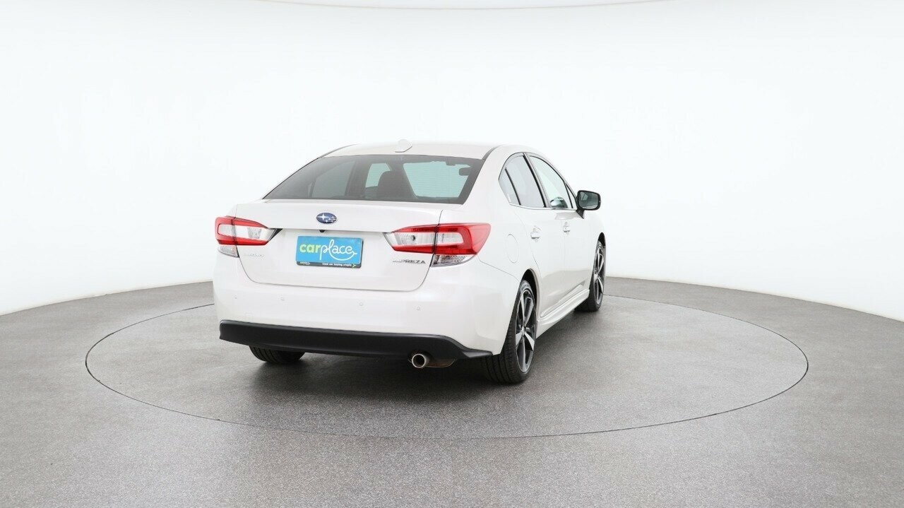 Subaru Impreza image 3