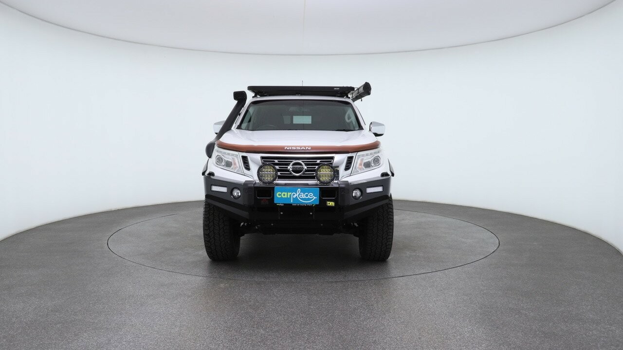Nissan Navara image 2