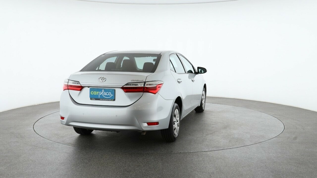Toyota Corolla image 3