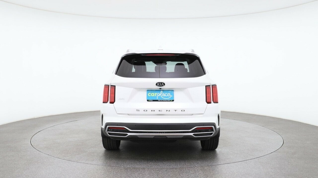 Kia Sorento image 2
