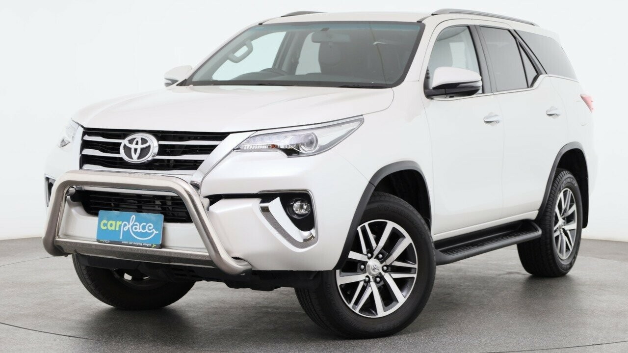 Toyota Fortuner image 1