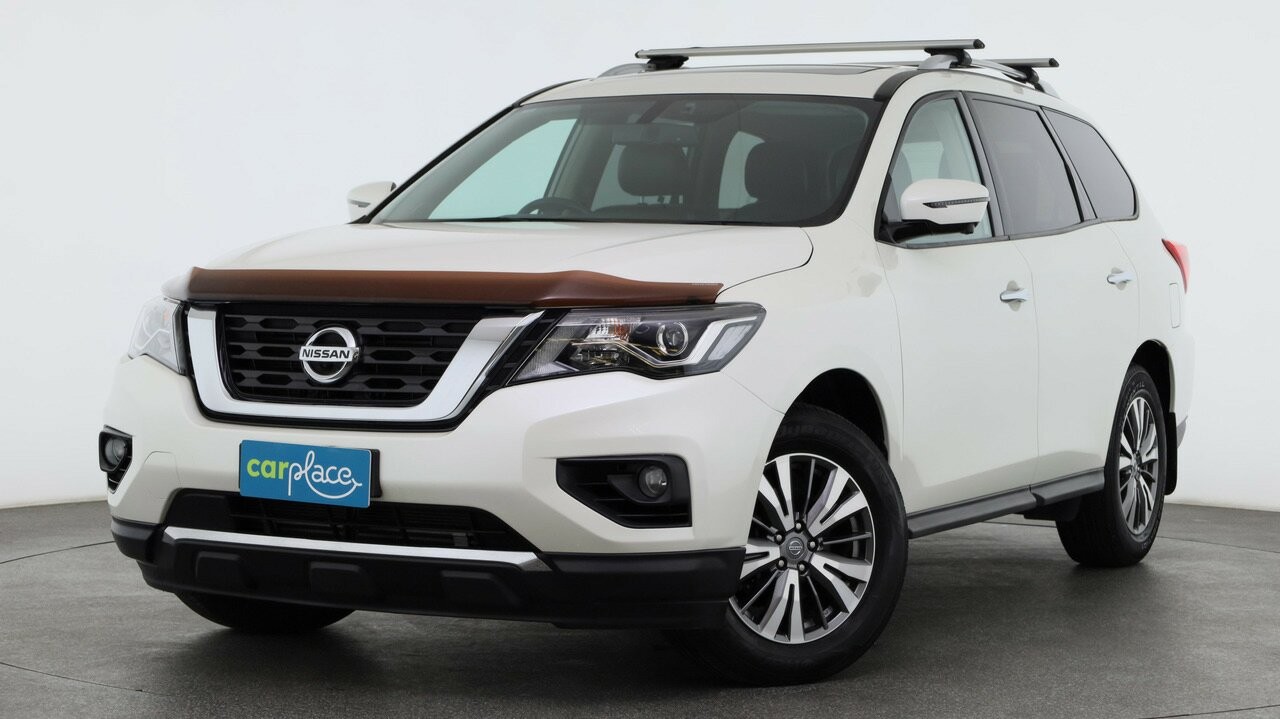 Nissan Pathfinder image 1