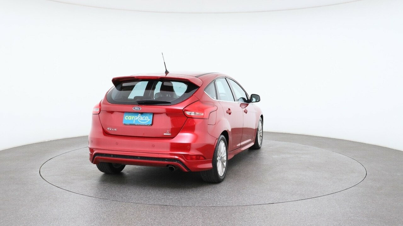 Ford Focus image 3