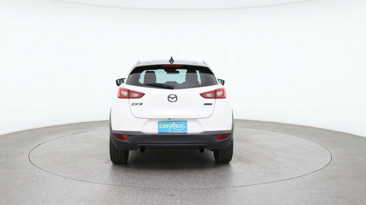 Mazda Cx-3 image 2