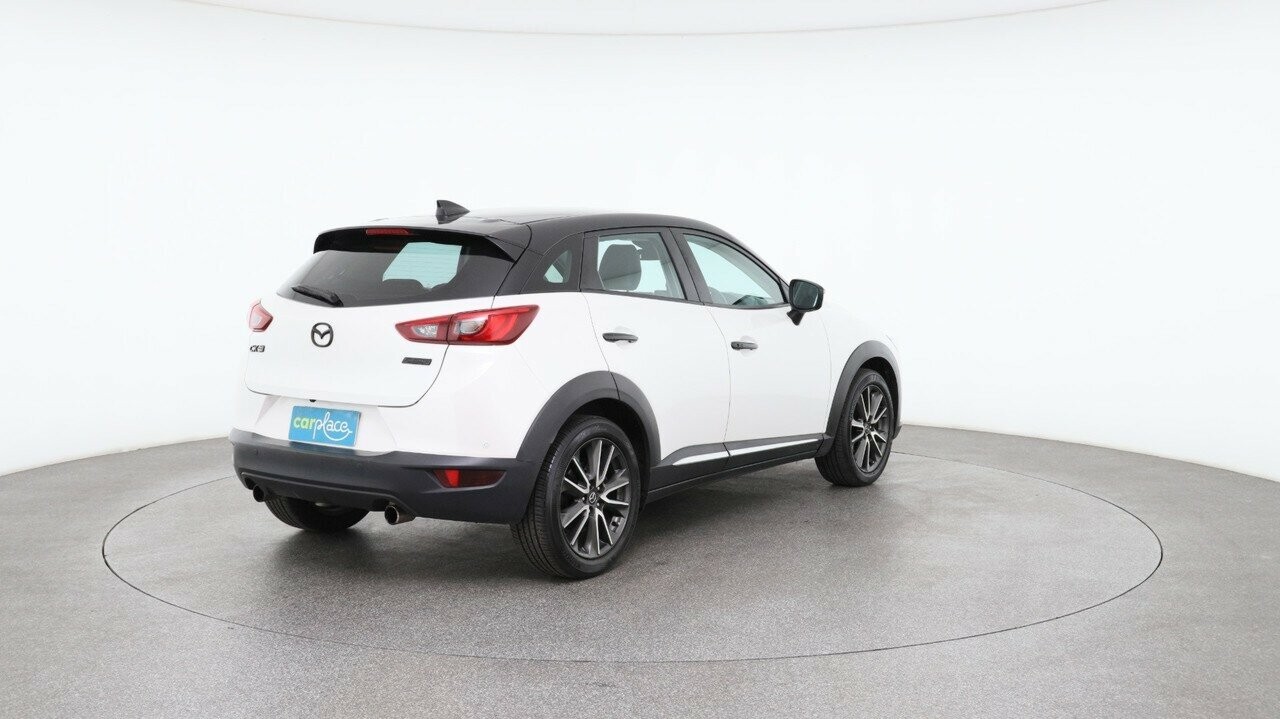 Mazda Cx-3 image 4