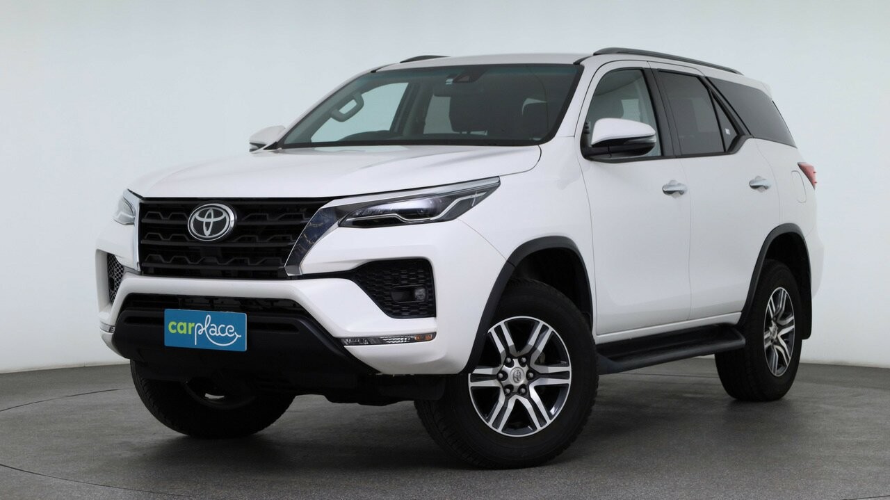 Toyota Fortuner image 1