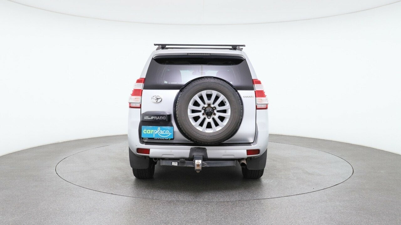 Toyota Landcruiser Prado image 2