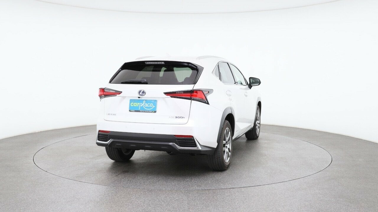 Lexus Nx image 3