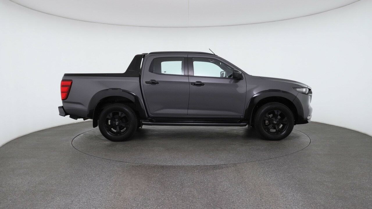 Mazda Bt-50 image 3