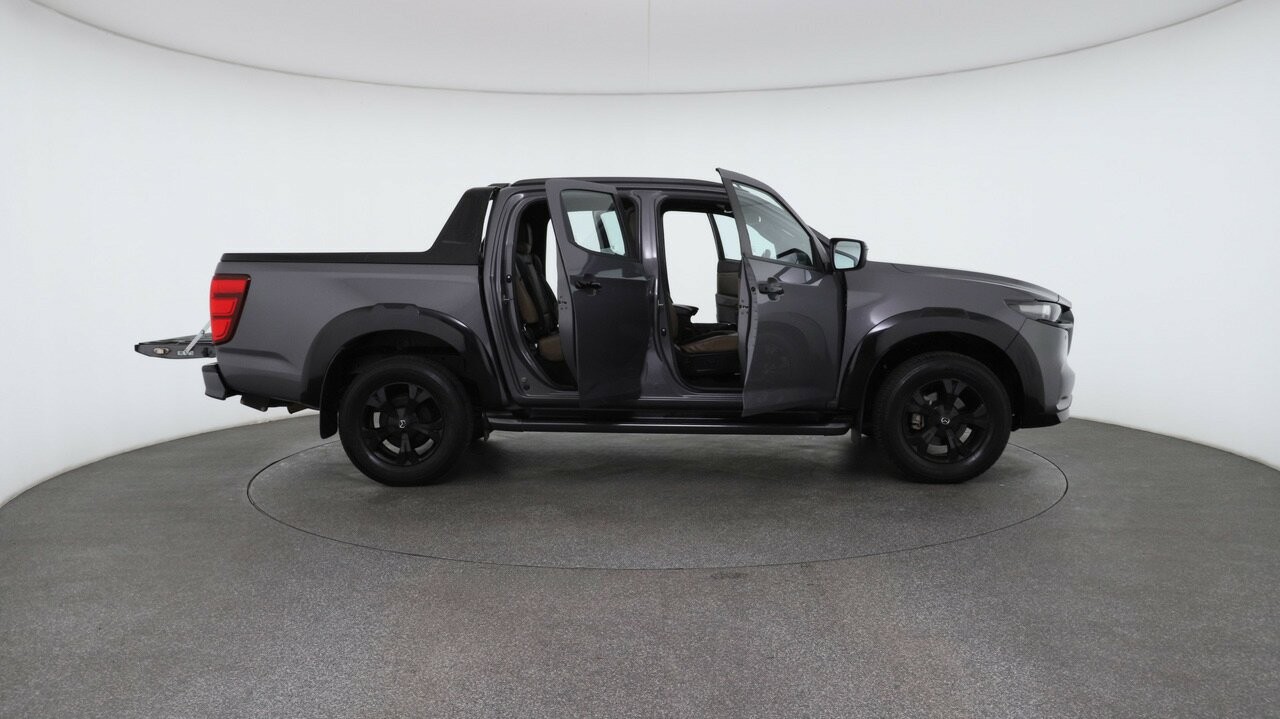 Mazda Bt-50 image 4