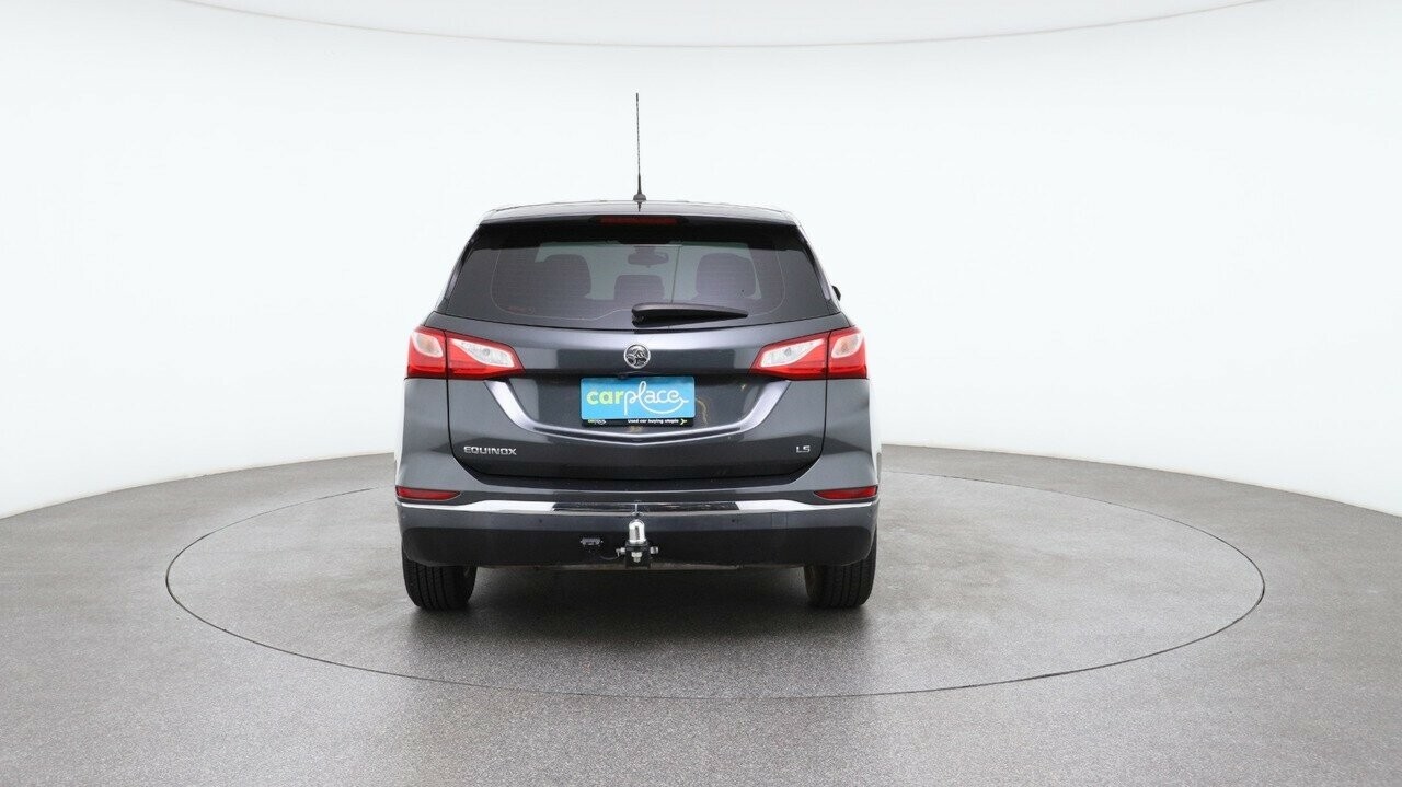 Holden Equinox image 2