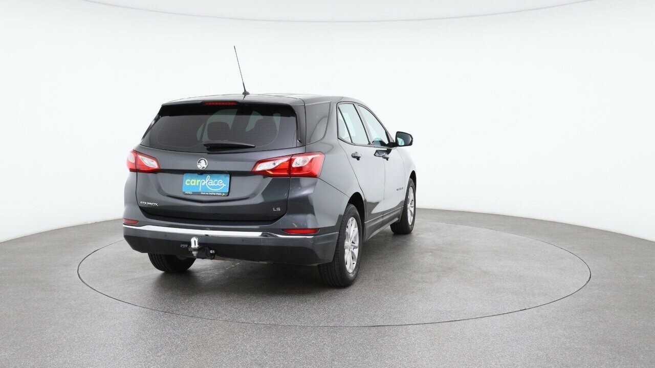 Holden Equinox image 3