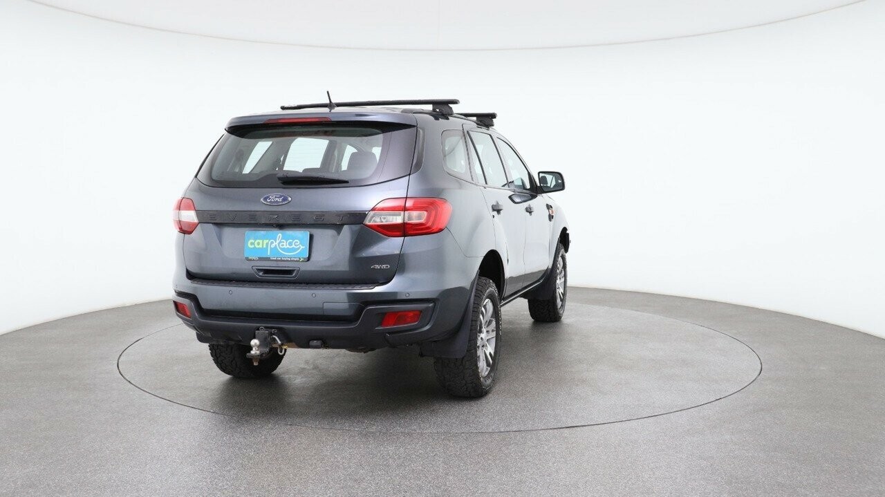 Ford Everest image 3