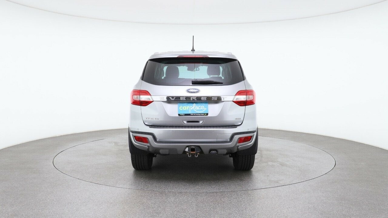 Ford Everest image 2