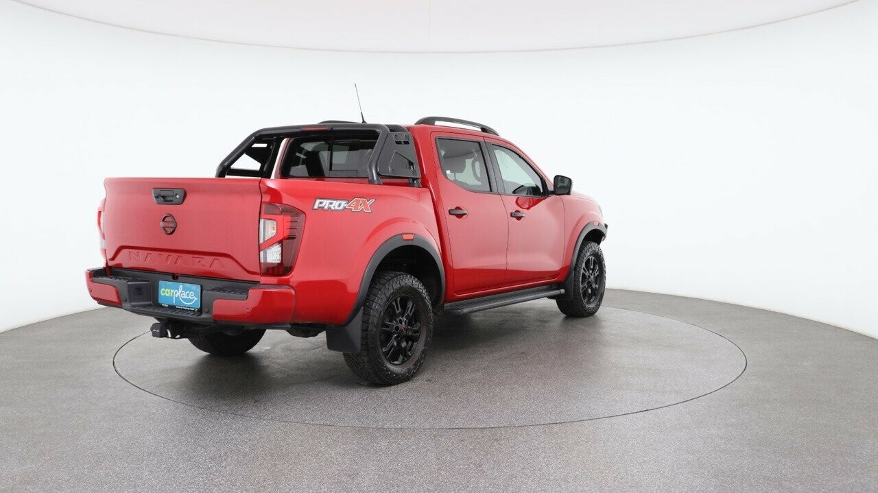 Nissan Navara image 4