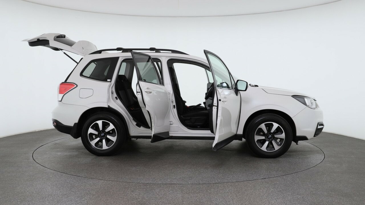 Subaru Forester image 4