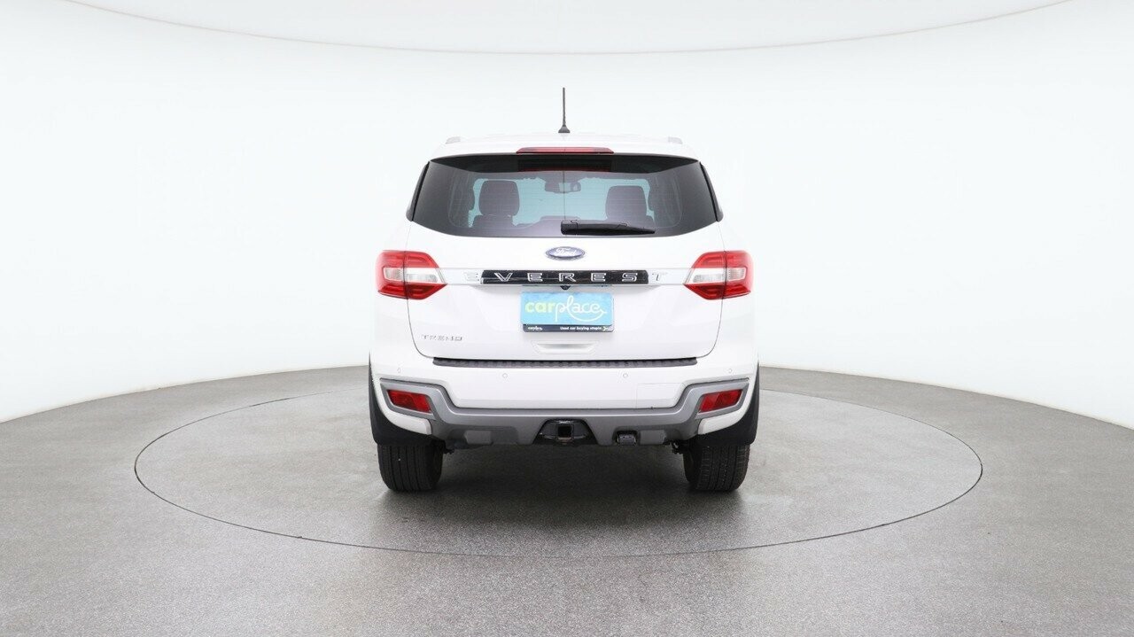 Ford Everest image 2