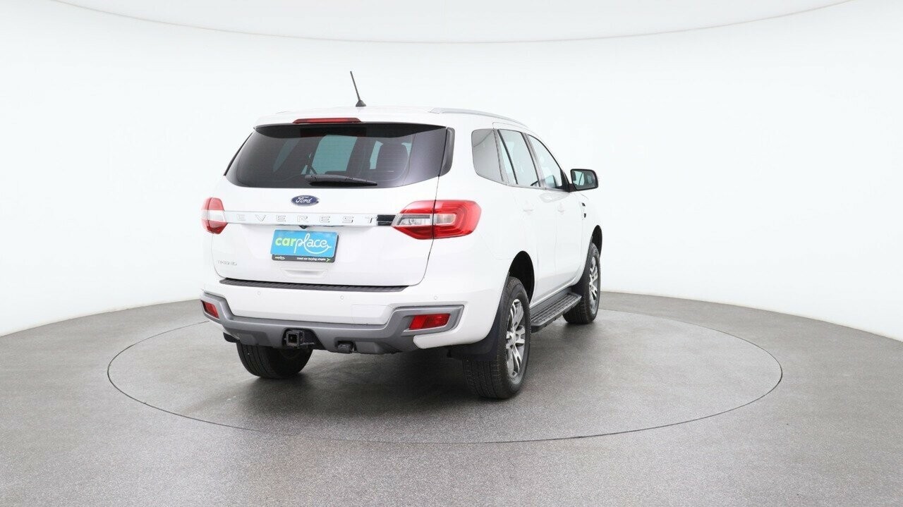 Ford Everest image 3