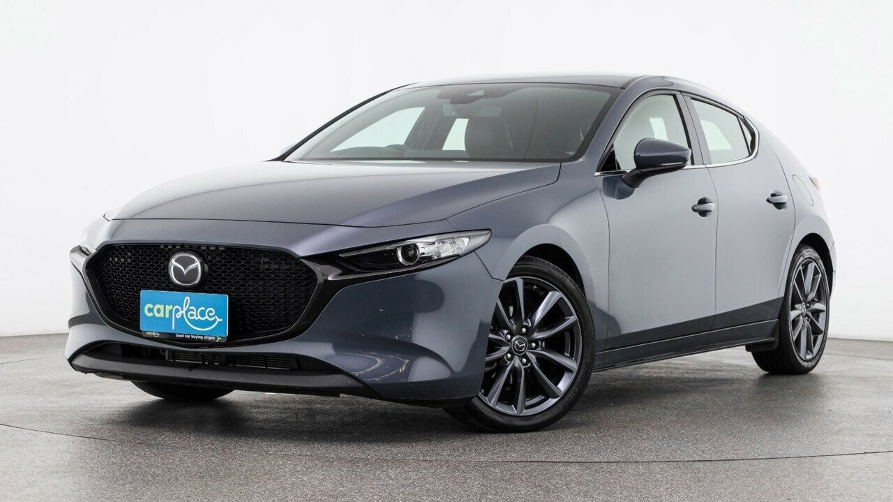 Mazda 3 image 1