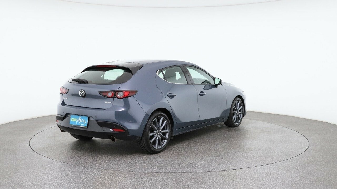 Mazda 3 image 4
