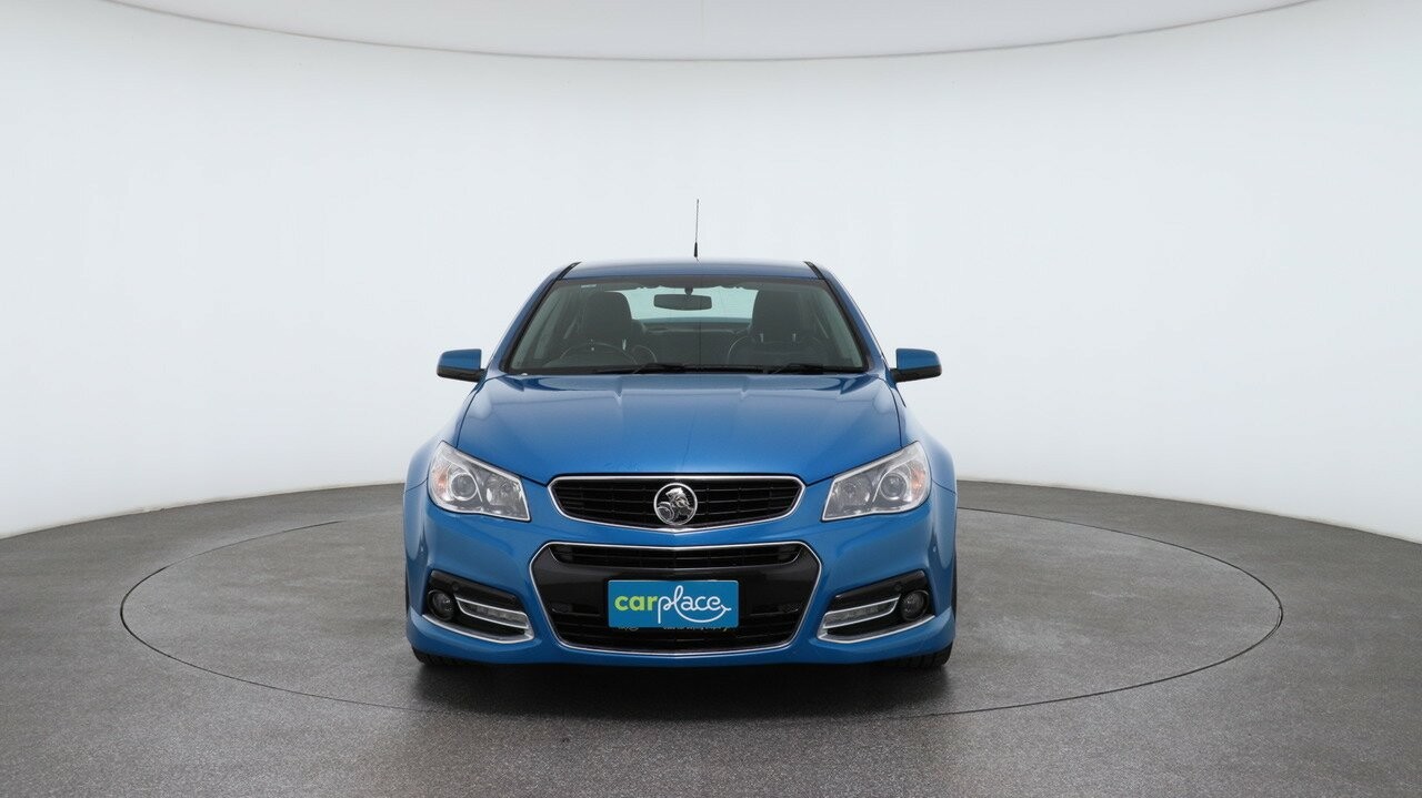Holden Commodore image 2