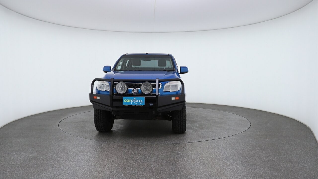 Holden Colorado image 2