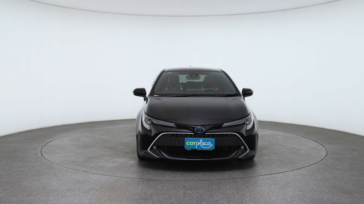 Toyota Corolla image 2