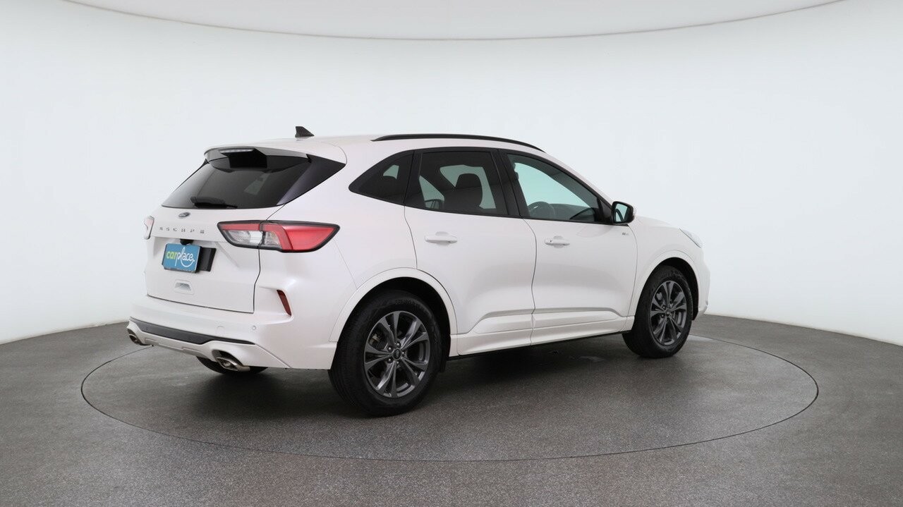 Ford Escape image 3