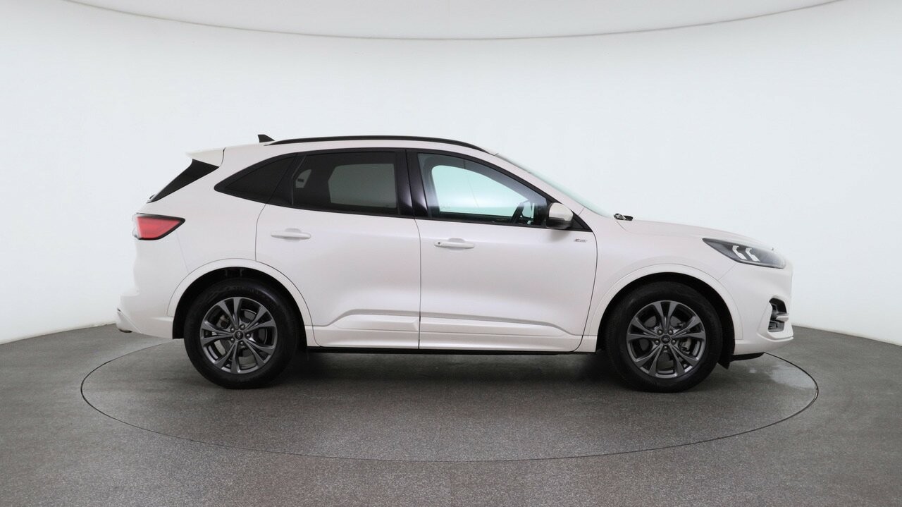 Ford Escape image 4