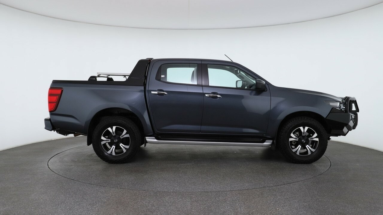 Mazda Bt-50 image 4