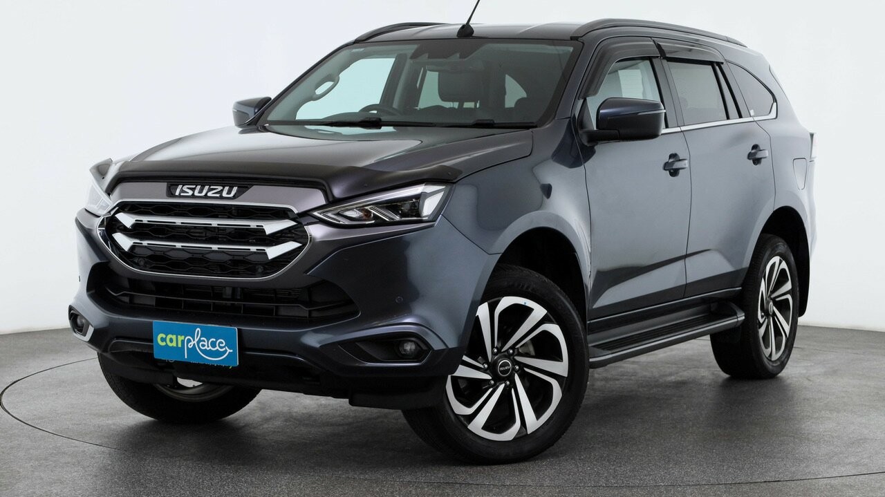 Isuzu Mu-x image 1
